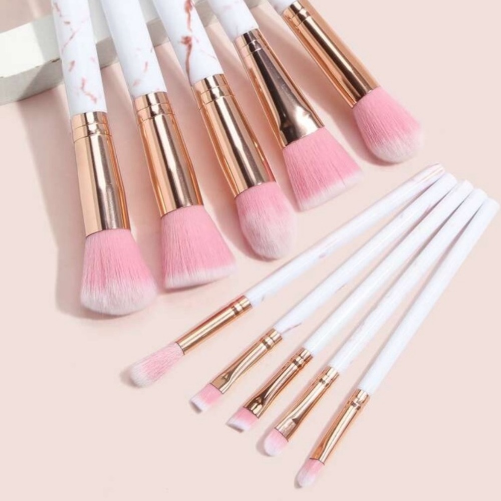 CAYCEE PINK MARBLE PATTERN 10 PCs
MAKEUP BRUSH SET w/ TUBE - Picture 2 of 3